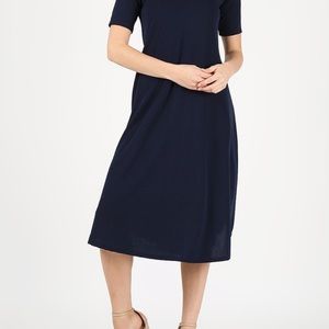 New Navy Midi Short Sleeve Dress Size 1X